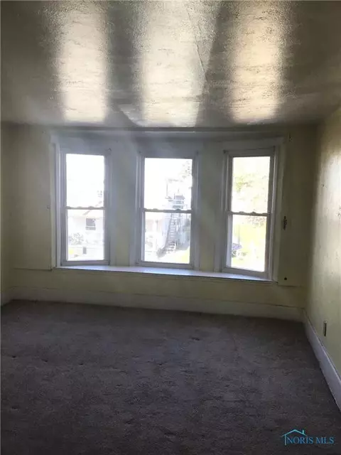 1769 Hamilton St, Toledo, OH 43607 photo 6
