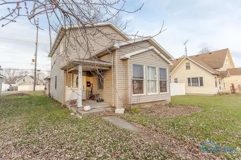 711 Main St, Delta, OH 43515
