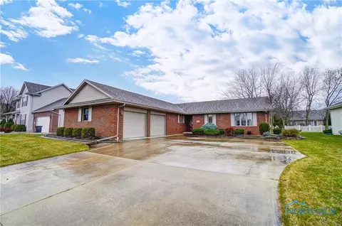 700 Colt Dr, Findlay, OH 45840