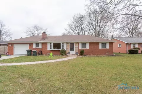345 Wayne Ave, Luckey, OH 43443