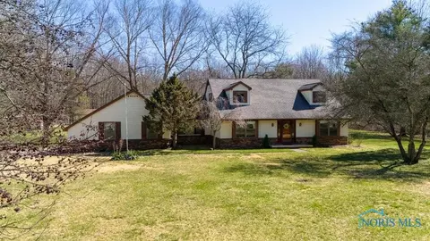 5029 Whitehouse Spencer Rd, Whitehouse, OH 43571