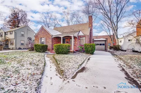 3301 Drummond Rd, Toledo, OH 43606