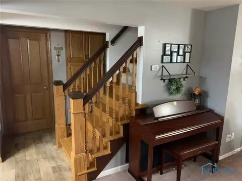 303 S Michigan St, Edon, OH 43518 photo 2