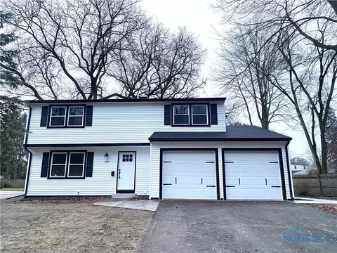 6953 Convent Blvd, Sylvania, OH 43560