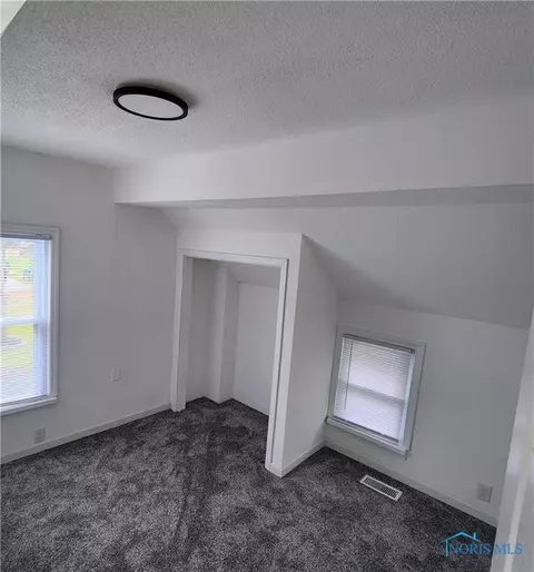 902 Cherry St, Genoa, OH 43430 photo 15