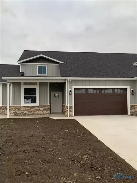 197 E Bridge Rd, Northwood, OH 43619