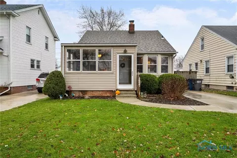 1927 Glencairn Ave, Toledo, OH 43614
