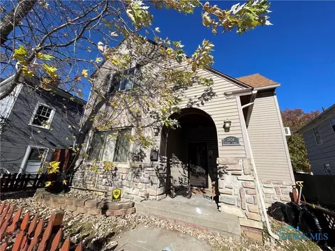 3824 Monroe St, Toledo, OH 43606