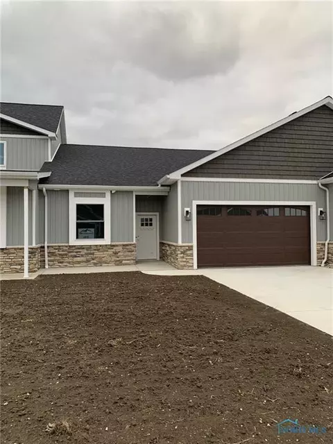 200 E Bridge Rd, Northwood, OH 43619