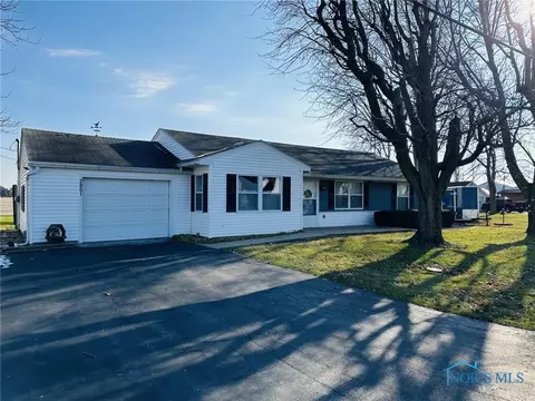 2851 N County Road 198 County Rd, Fremont, OH 43420