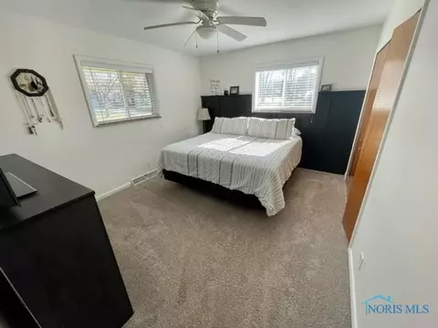 7559 Grenlock Dr, Sylvania, OH 43560 photo 11