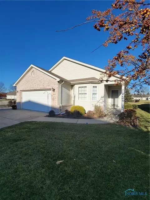2460 Heatherlake Pl, Toledo, OH 43614
