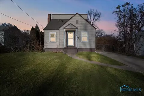 2936 Glenn St, Toledo, OH 43613