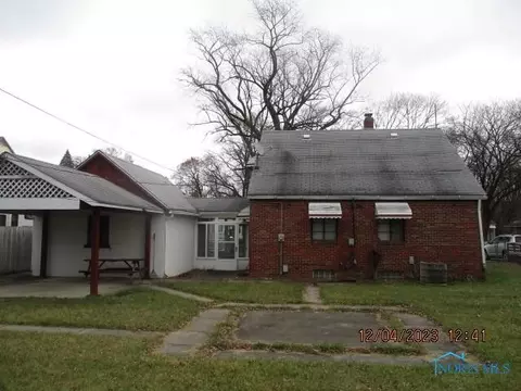 805 Cuthbert Rd, Toledo, OH 43607 photo 5