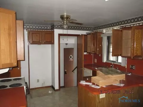 805 Cuthbert Rd, Toledo, OH 43607 photo 8