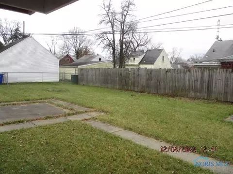 805 Cuthbert Rd, Toledo, OH 43607 photo 3