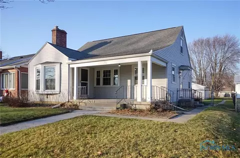 808 Center St, Findlay, OH 45840