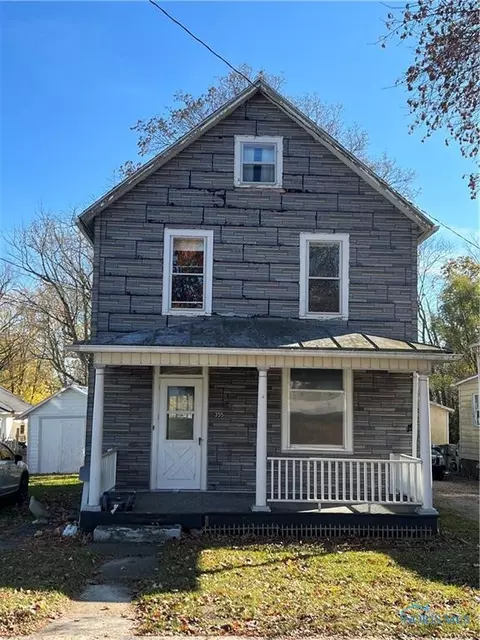 355 Benner St, Tiffin, OH 44883