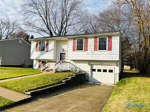 6910 Wycliffe Dr, Whitehouse, OH 43571