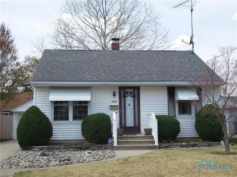 5229 303rd St, Toledo, OH 43611