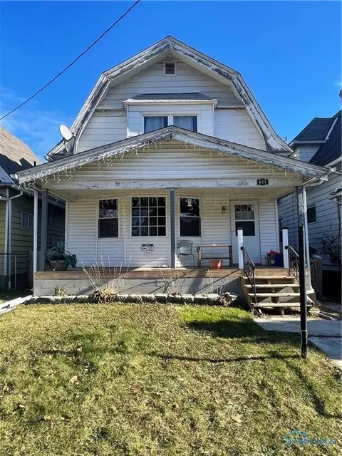 621 Clark St, Toledo, OH 43605