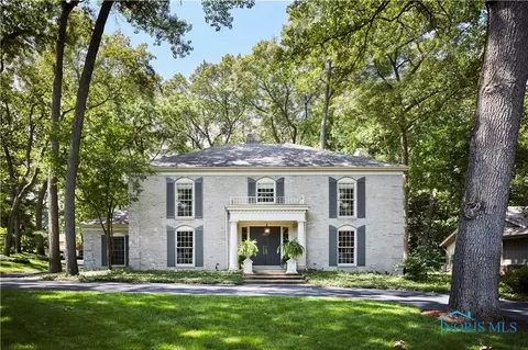 4529 Crossfields Rd, Toledo, OH 43623