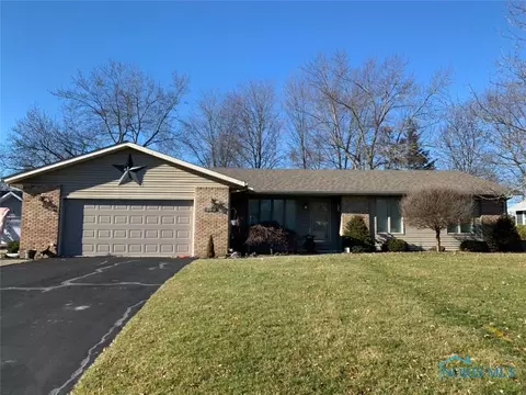 209 Michigan Dr, Bryan, OH 43506