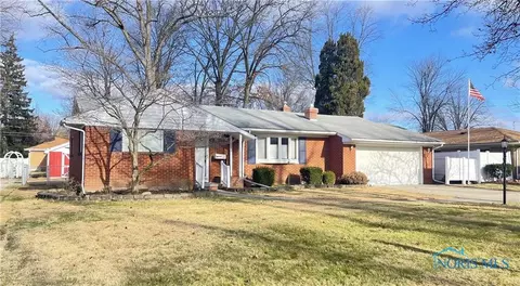 4042 Gilhouse Rd, Toledo, OH 43623