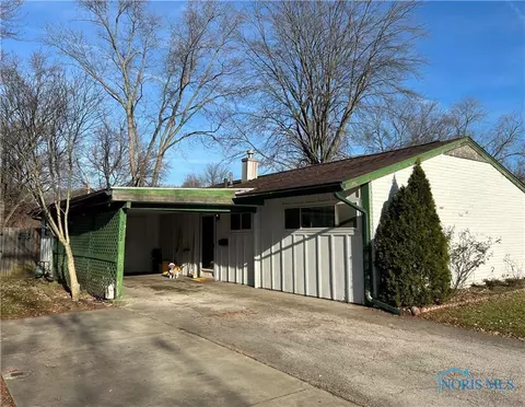 3008 Edgebrook Dr, Toledo, OH 43613