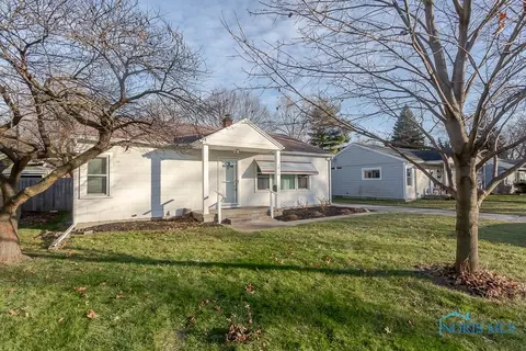 3916 Crary Dr, Toledo, OH 43613