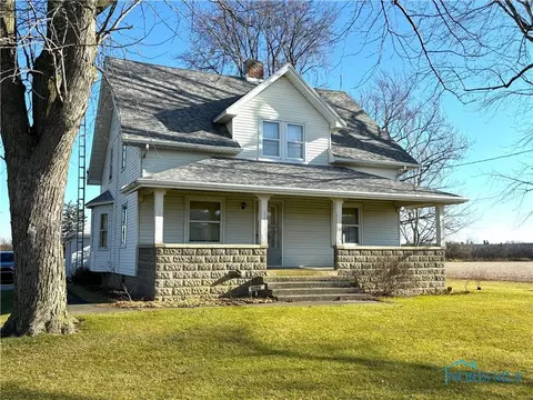 29440 Glenwood Rd, Perrysburg, OH 43551