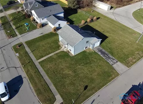 2637 Coveview Dr, Toledo, OH 43611