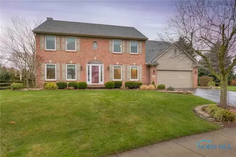 7711 Pilgrims Lndg, Maumee, OH 43537