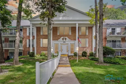 5679 Monroe St #603, Sylvania, OH 43560