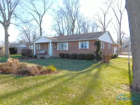 339 Hillshafer Dr, Findlay, OH 45840