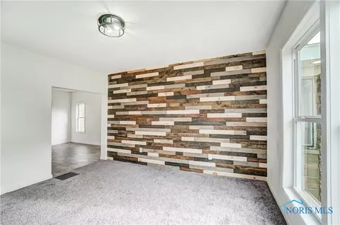 207 E Spring St, Fayette, OH 43521 photo 7