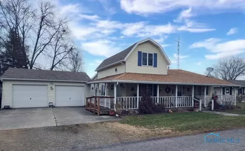 211 E Broadway St, Leipsic, OH 45856 photo 2