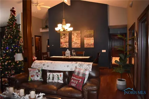 4723 S Eber Rd, Monclova, OH 43542 photo 14