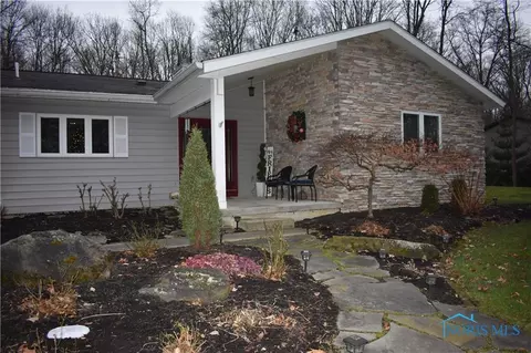 4723 S Eber Rd, Monclova, OH 43542 photo 5