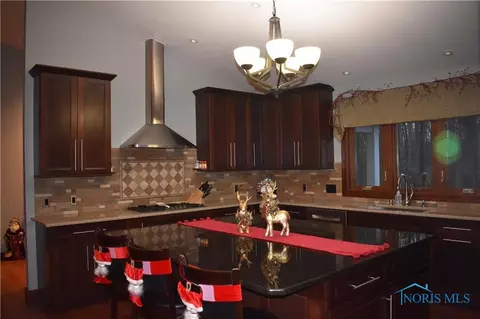 4723 S Eber Rd, Monclova, OH 43542 photo 17
