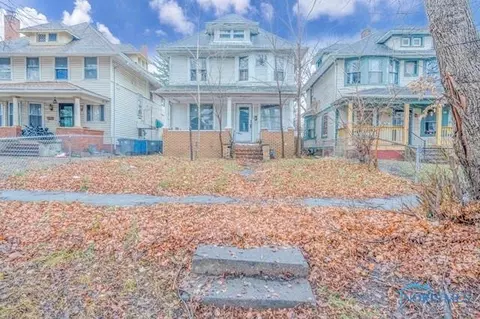 127 Rockingham St, Toledo, OH 43610
