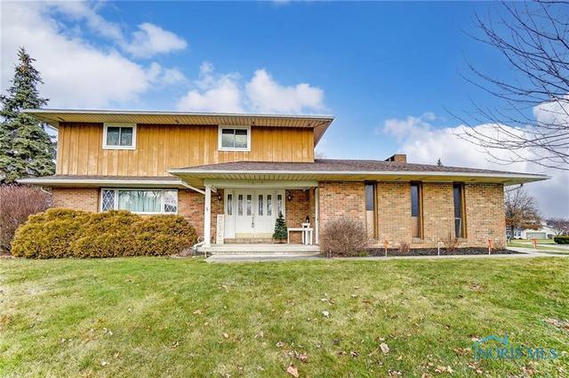 2620 Sweetwater Rd, Findlay, OH 45840