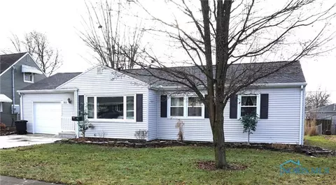 303 Elizabeth Ave, Findlay, OH 45840