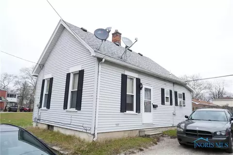 6 Magyar St, Toledo, OH 43605