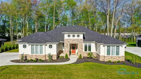 11142 Preserve Blvd, Whitehouse, OH 43571