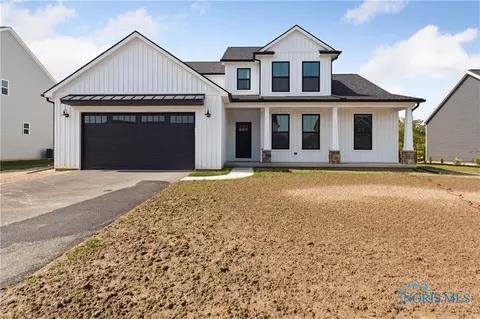 4938 Buckeye Dr, Maumee, OH 43537