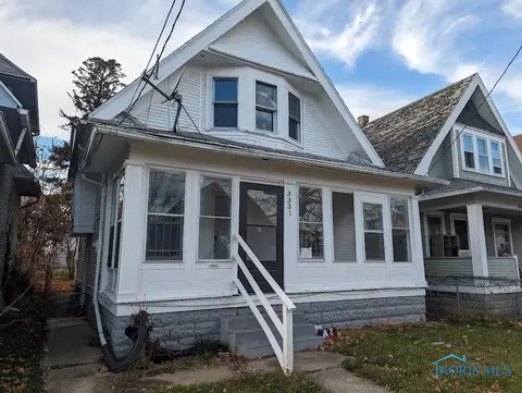 3331 Glenwood Ave, Toledo, OH 43610