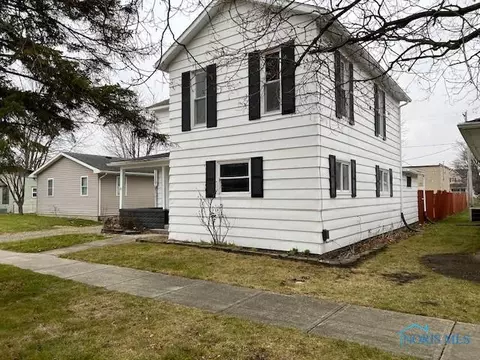 220 E South St, Mccomb, OH 45858 photo 3