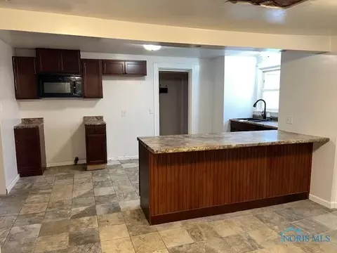 220 E South St, Mccomb, OH 45858 photo 14