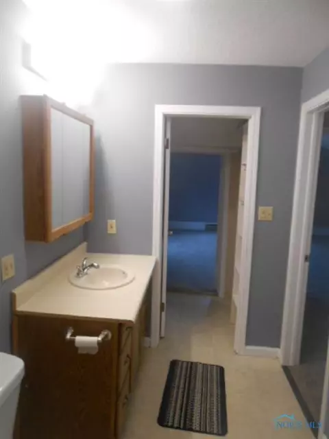 1027 E 2nd St, Ottawa, OH 45875 photo 17